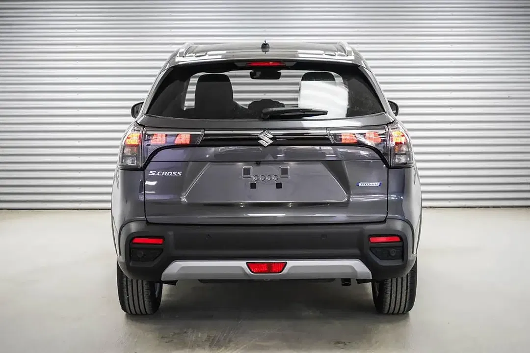 Suzuki S-Cross - Thumbnail 4