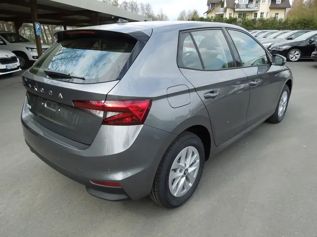 Skoda Fabia - Thumbnail 4