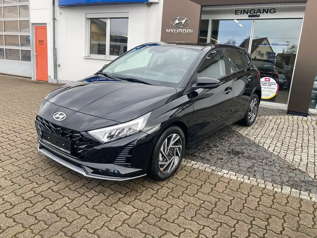 Hyundai i20 - Thumbnail 2