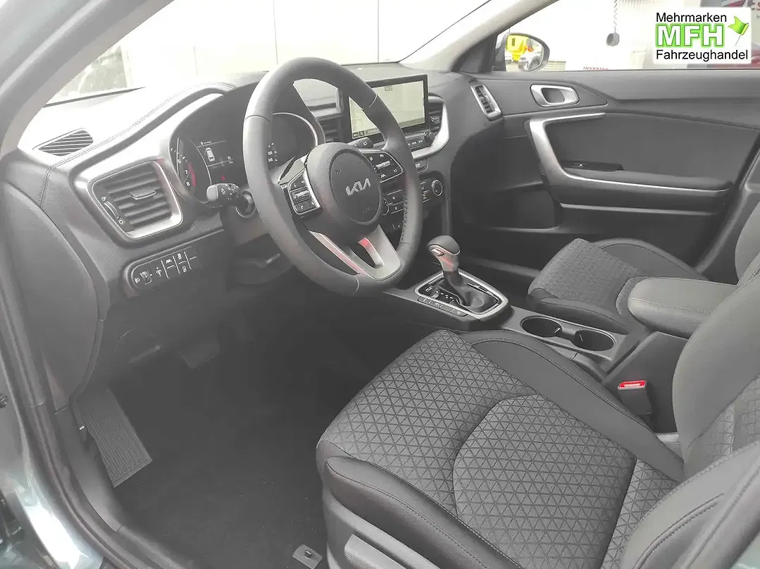 Kia Ceed SW / cee'd SW - Thumbnail 8