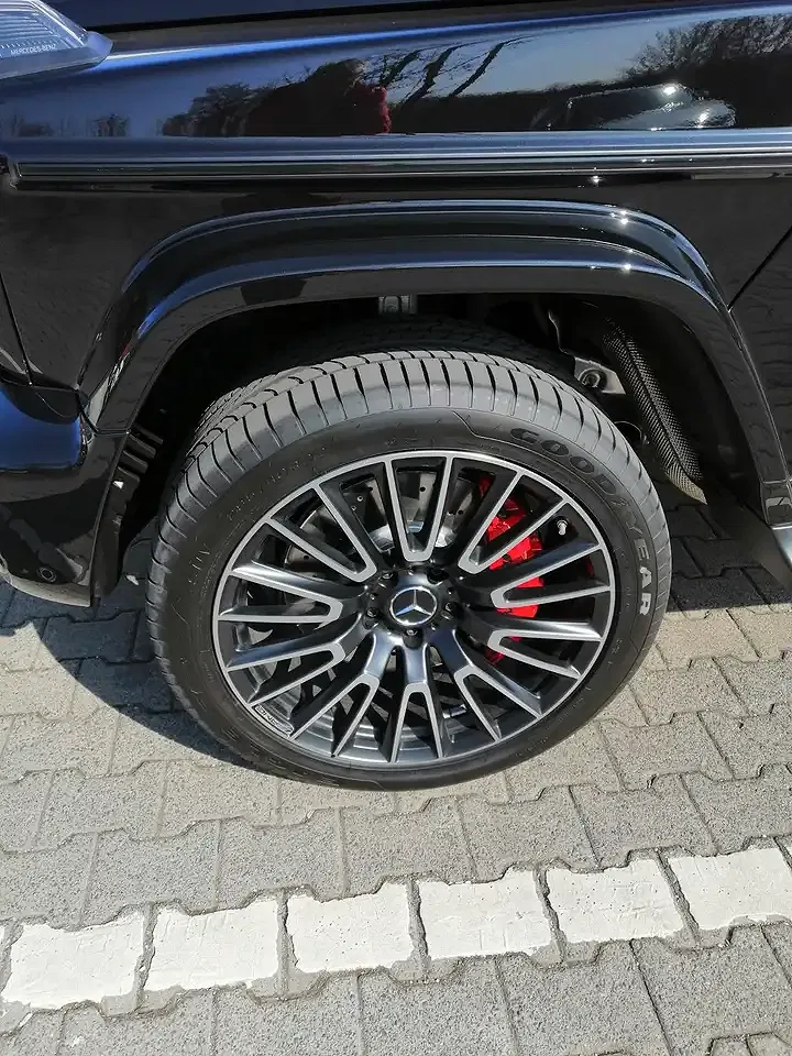 Mercedes-Benz G 63 AMG - Thumbnail 3