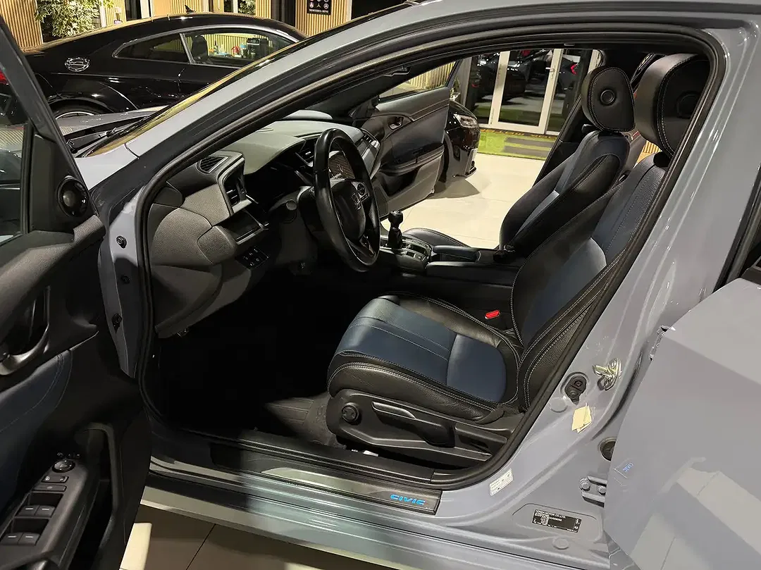 Honda Civic - Thumbnail 7