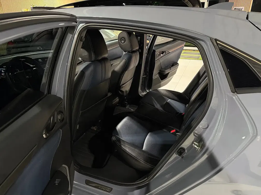 Honda Civic - Thumbnail 8