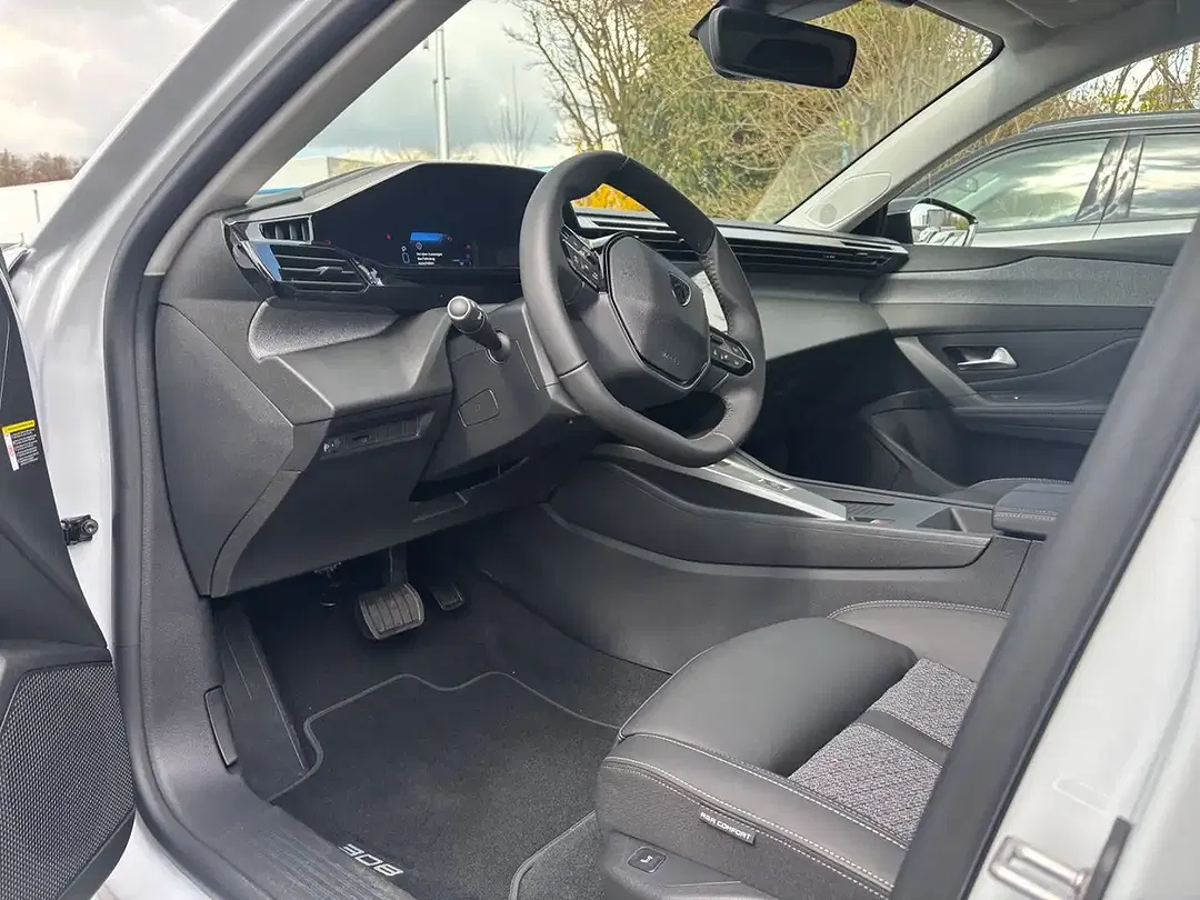 Peugeot 308 - Thumbnail 15