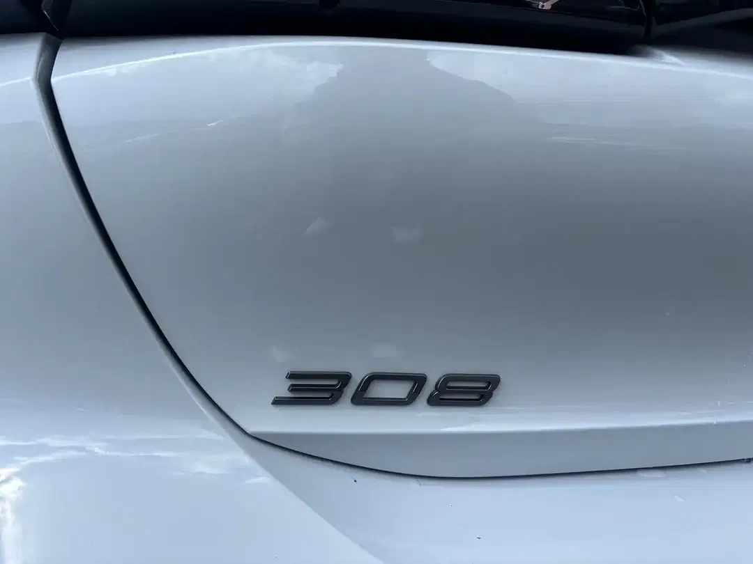 Peugeot 308 - Thumbnail 8