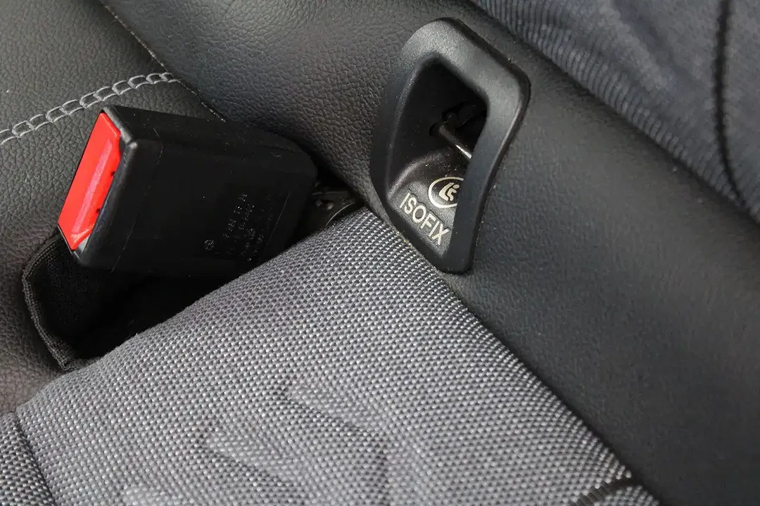Mercedes-Benz GLA 180 - Thumbnail 8