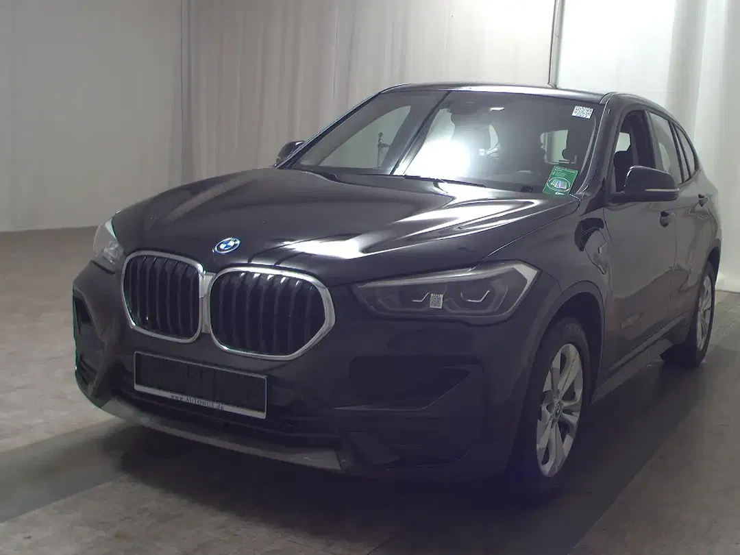 BMW X1 - Thumbnail 2