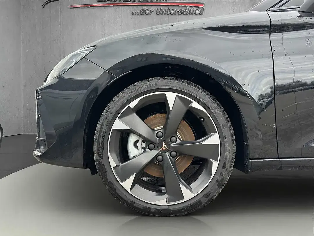 CUPRA Leon - Thumbnail 13
