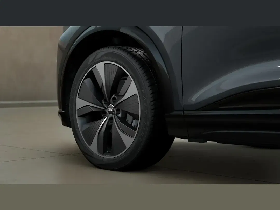 Audi Q6 e-tron - Thumbnail 6