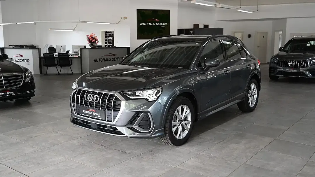 Audi Q3 - Thumbnail 2