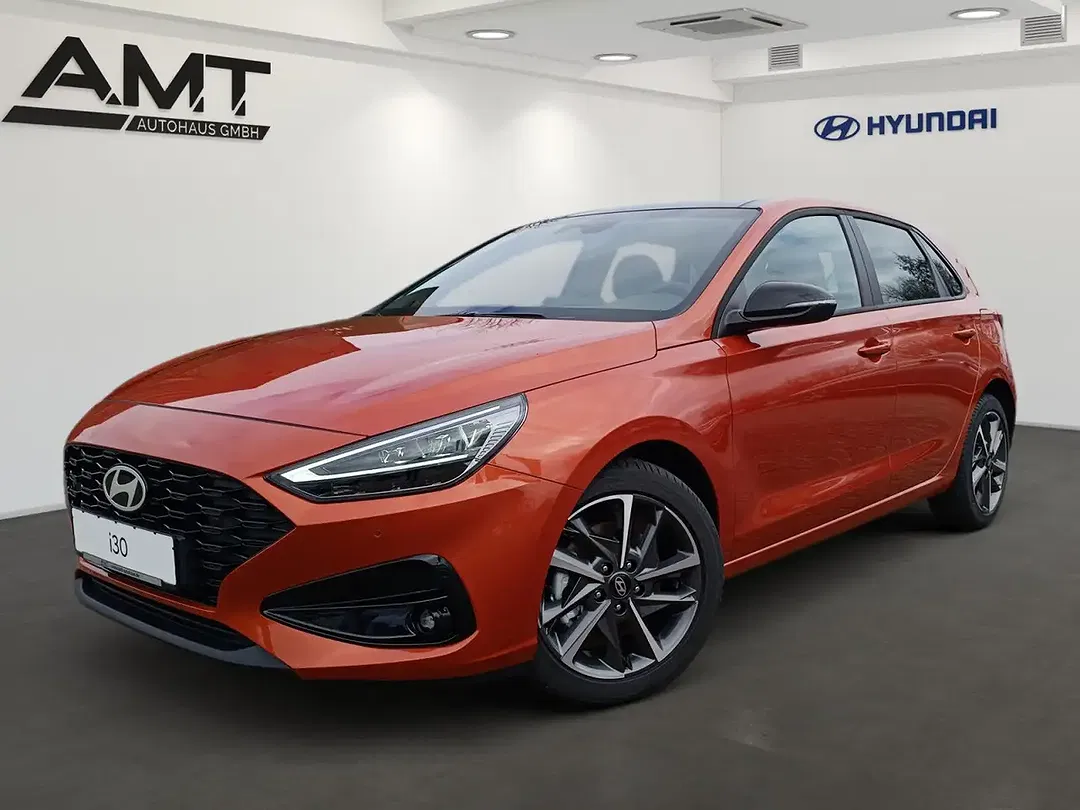Hyundai i30 - Thumbnail 1