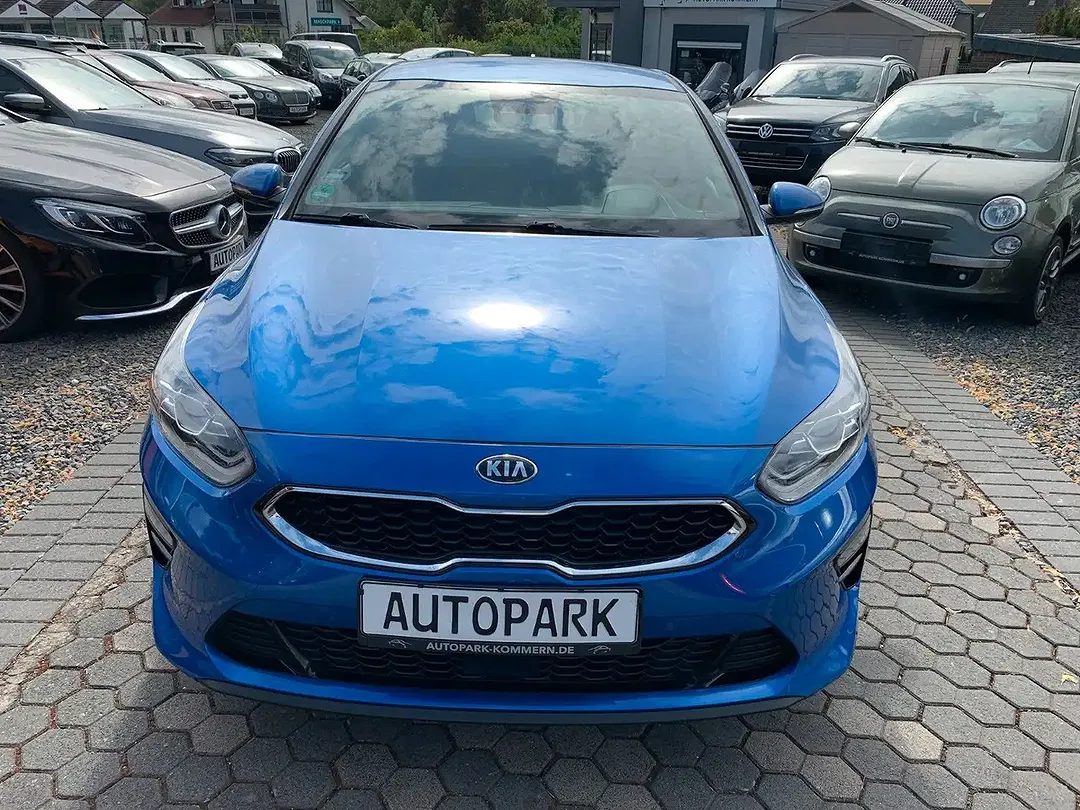 Kia Ceed / cee'd - Thumbnail 2