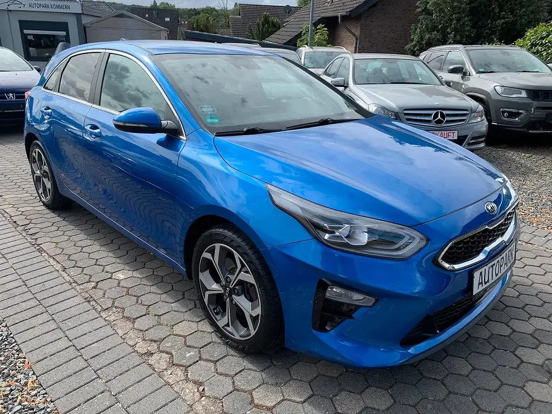 Kia Ceed / cee'd - Thumbnail 3