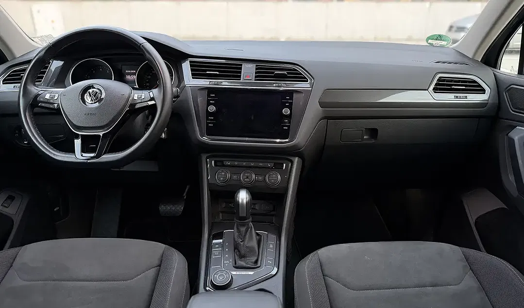 Volkswagen Tiguan - Thumbnail 11