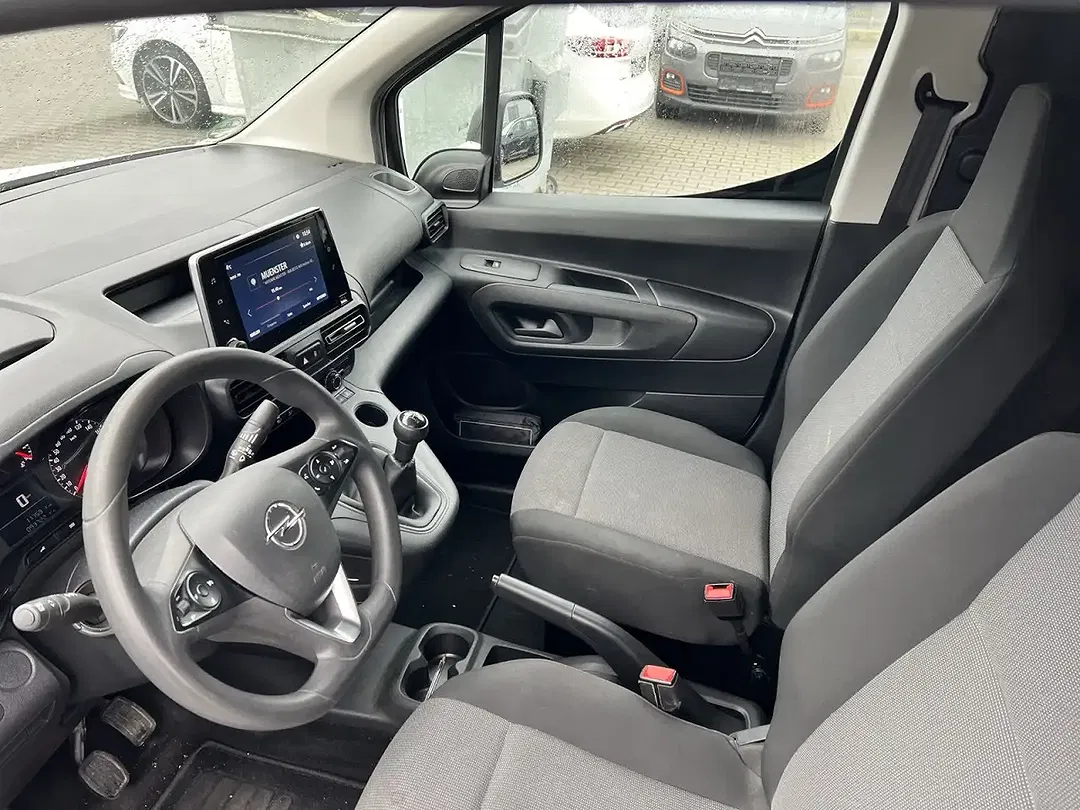 Opel Combo - Thumbnail 6