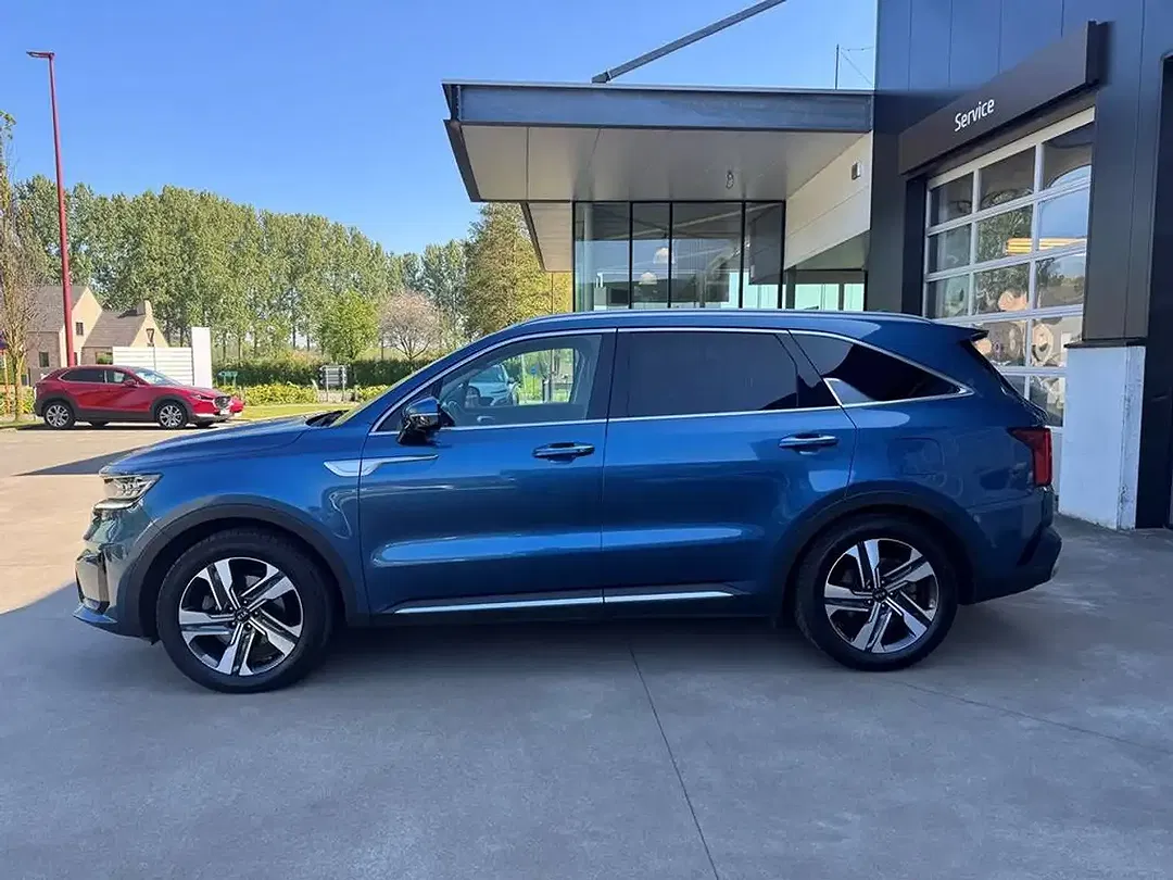 Kia Sorento - Thumbnail 4