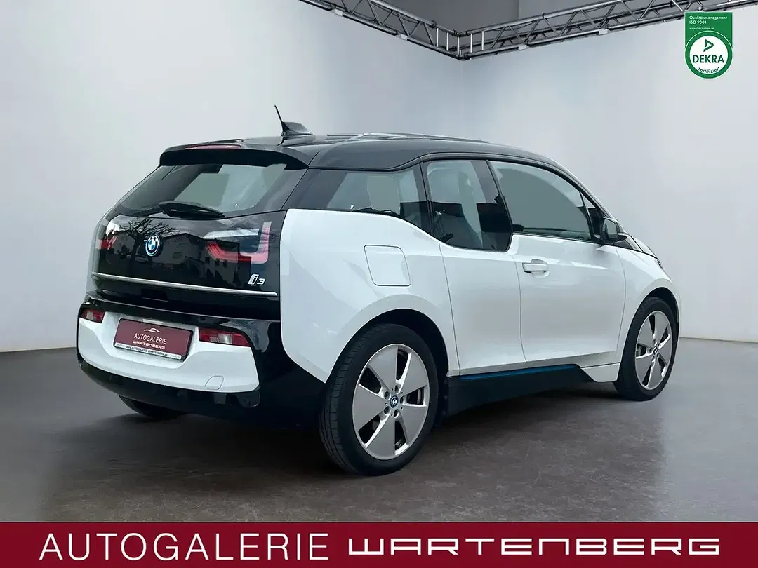 BMW i3 - Thumbnail 5
