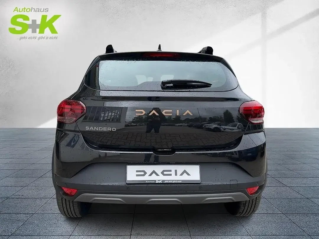 Dacia Sandero - Thumbnail 3