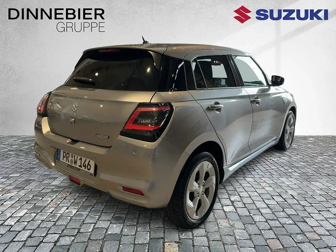 Suzuki Swift - Thumbnail 4