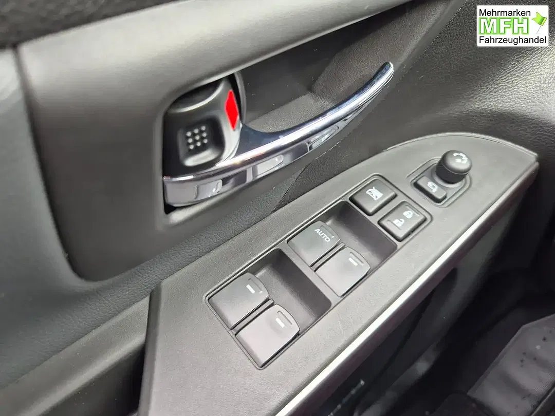 Suzuki S-Cross - Thumbnail 13