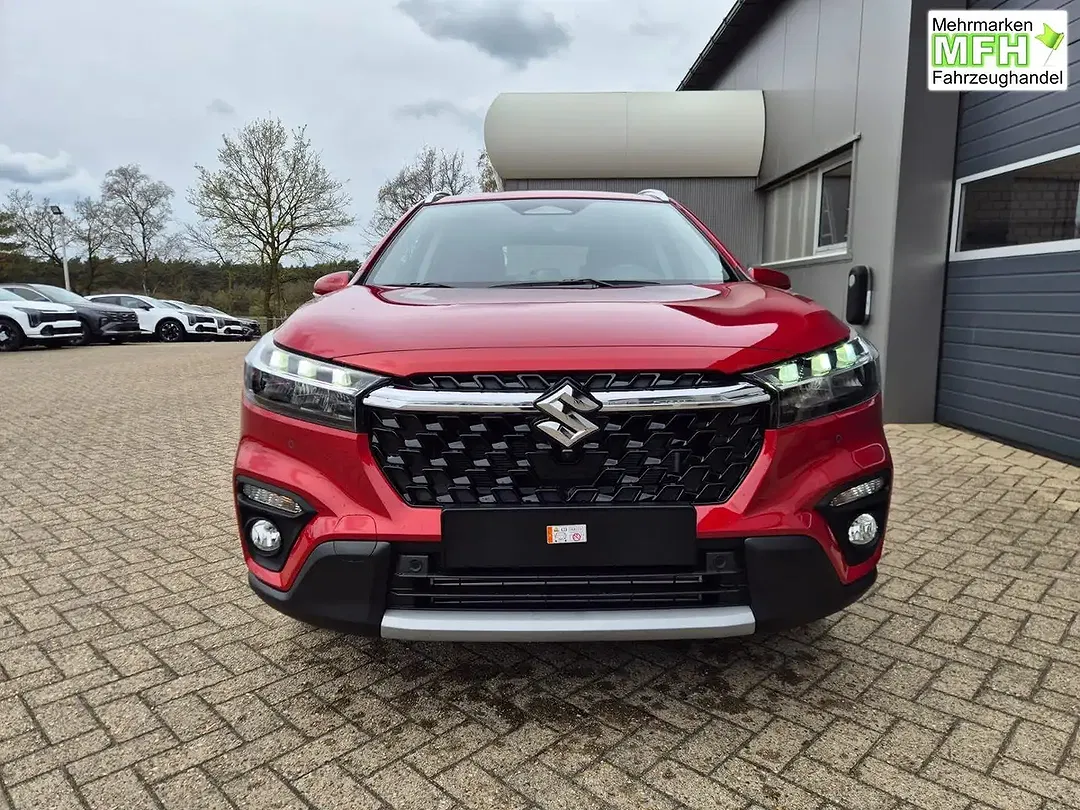 Suzuki S-Cross - Thumbnail 8