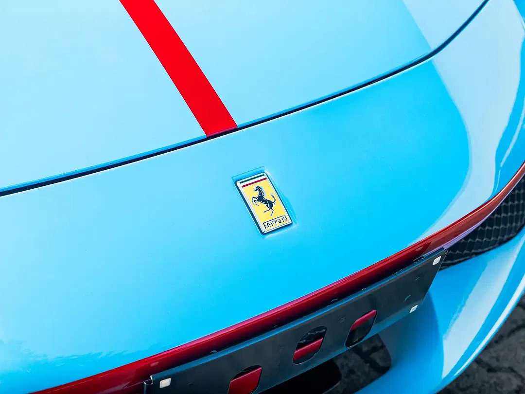 Ferrari 296 GTS - Thumbnail 11