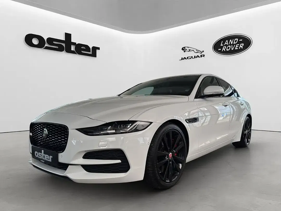 Jaguar XE P250 HSE