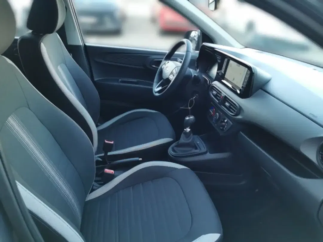 Hyundai i10 - Thumbnail 15