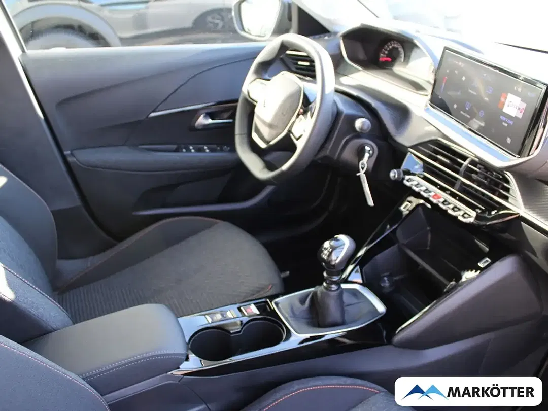 Peugeot 208 - Thumbnail 6