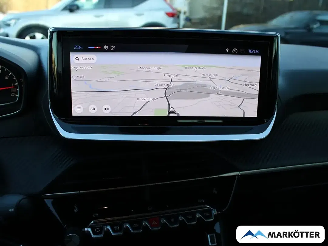 Peugeot 208 - Thumbnail 9