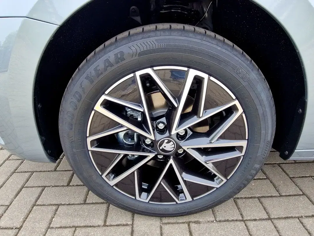 Skoda Octavia - Thumbnail 14