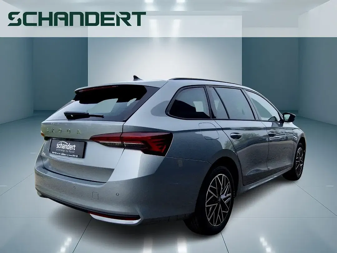 Skoda Octavia - Thumbnail 4