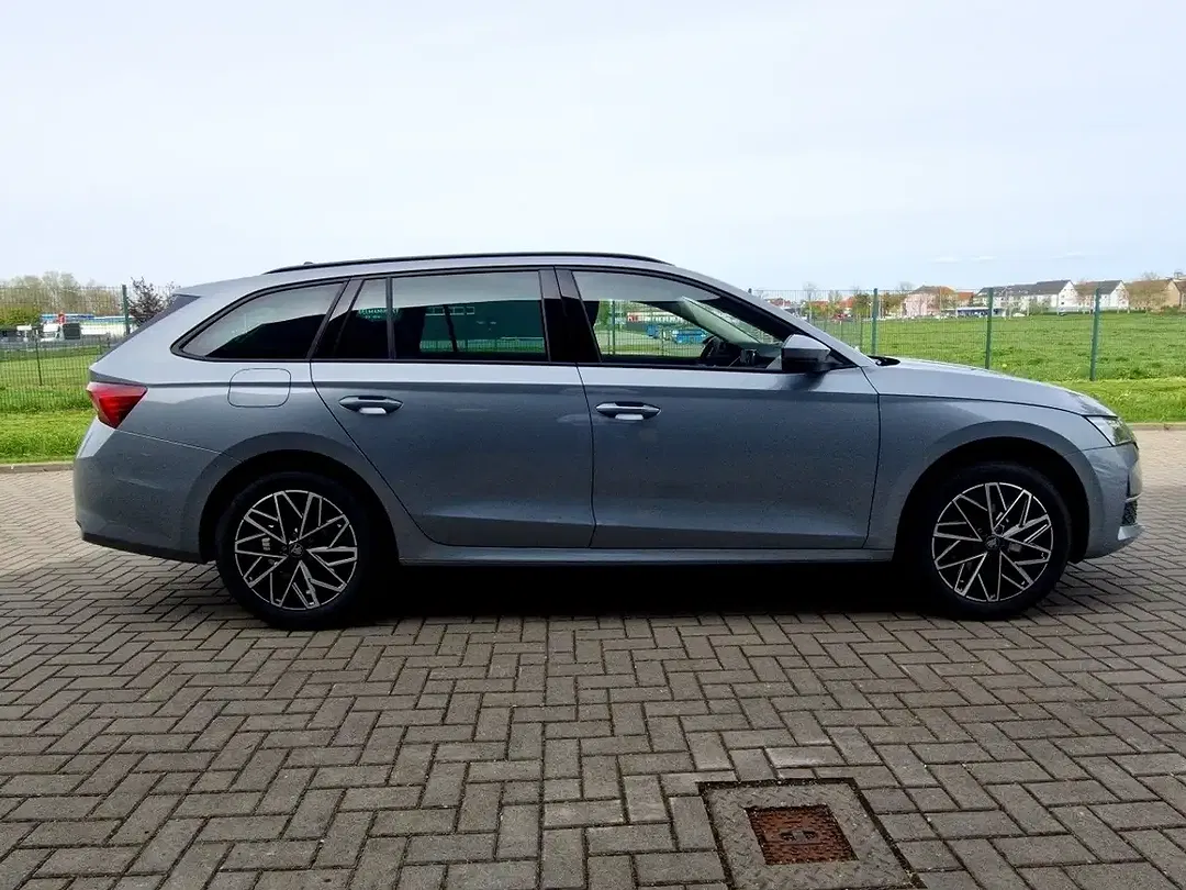 Skoda Octavia - Thumbnail 6