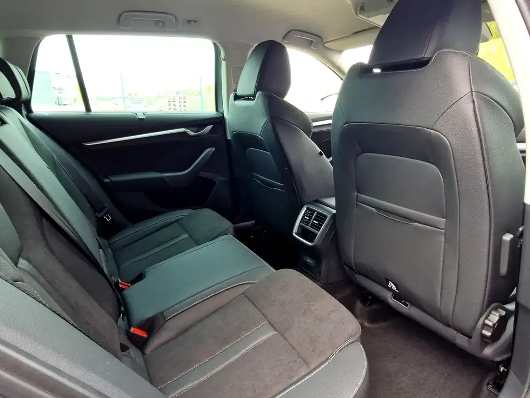 Skoda Octavia - Thumbnail 9