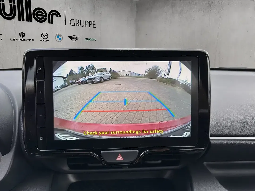 Mazda 2 - Thumbnail 10