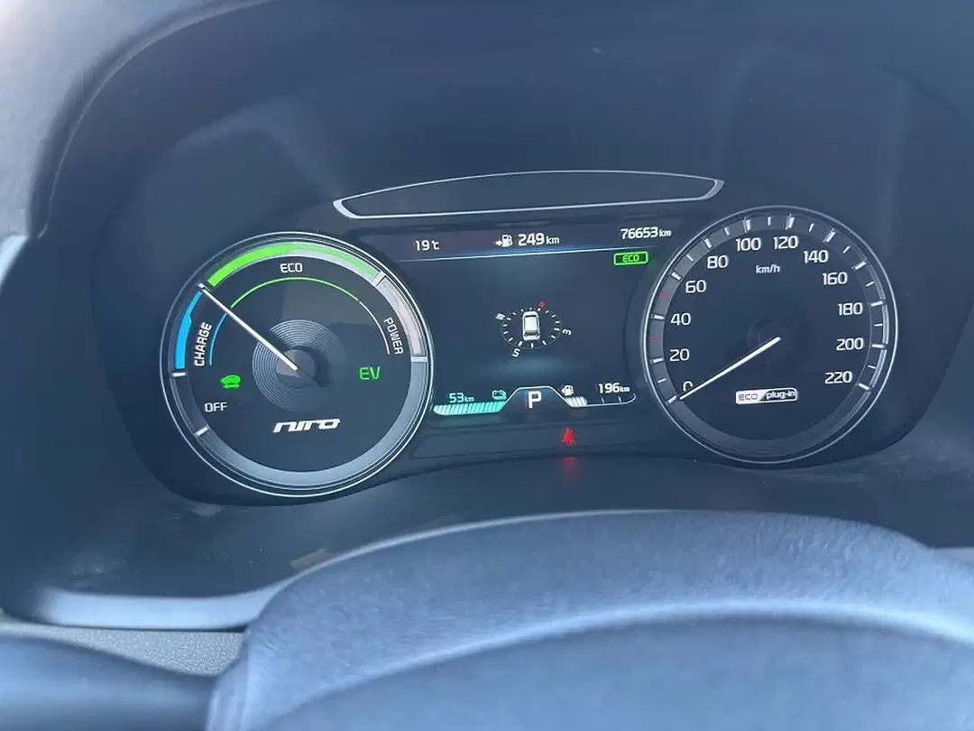Kia Niro - Thumbnail 15