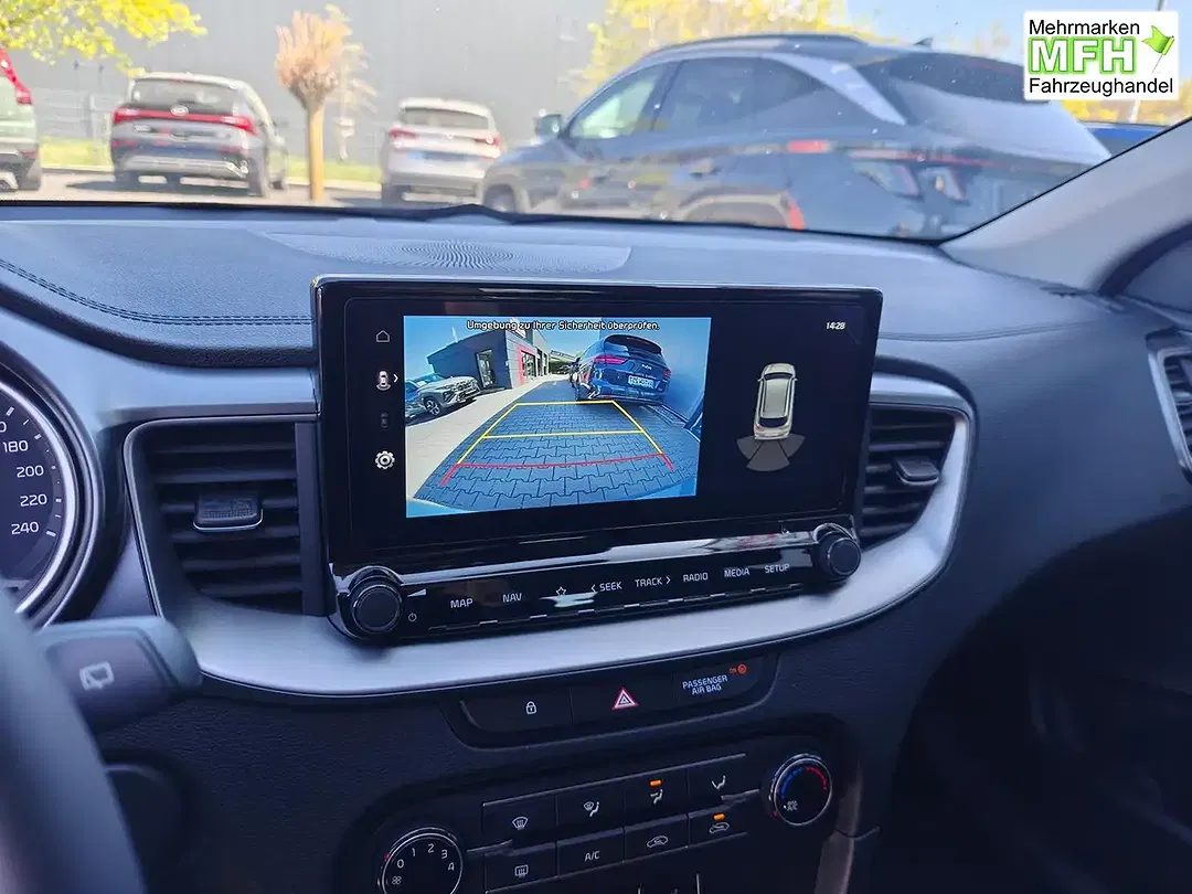 Kia Ceed / cee'd - Thumbnail 13