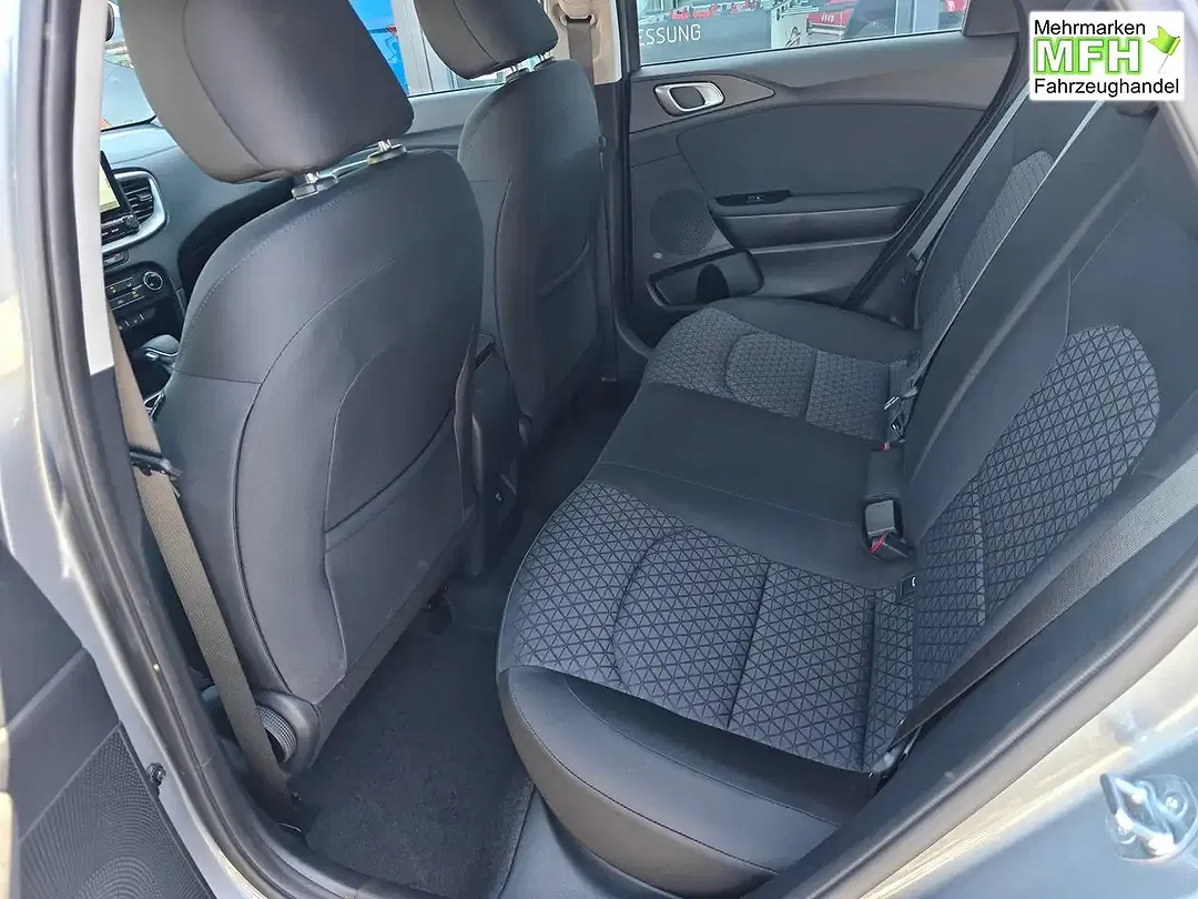 Kia Ceed / cee'd - Thumbnail 15