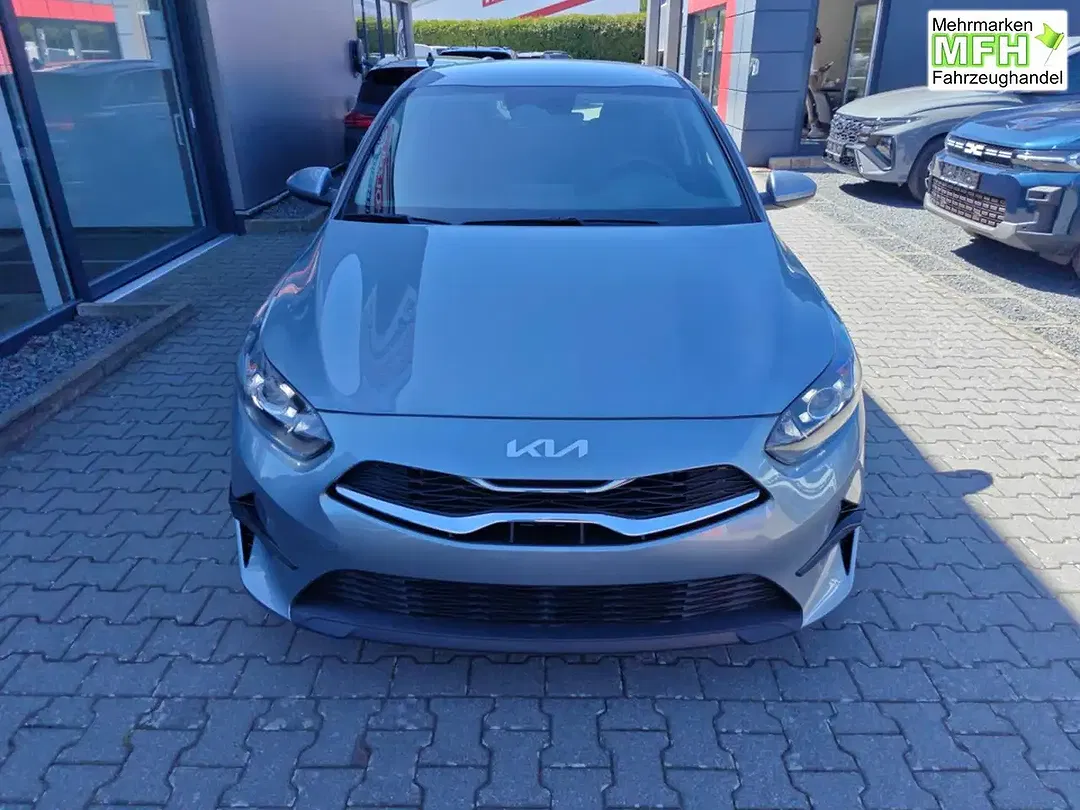 Kia Ceed / cee'd - Thumbnail 2