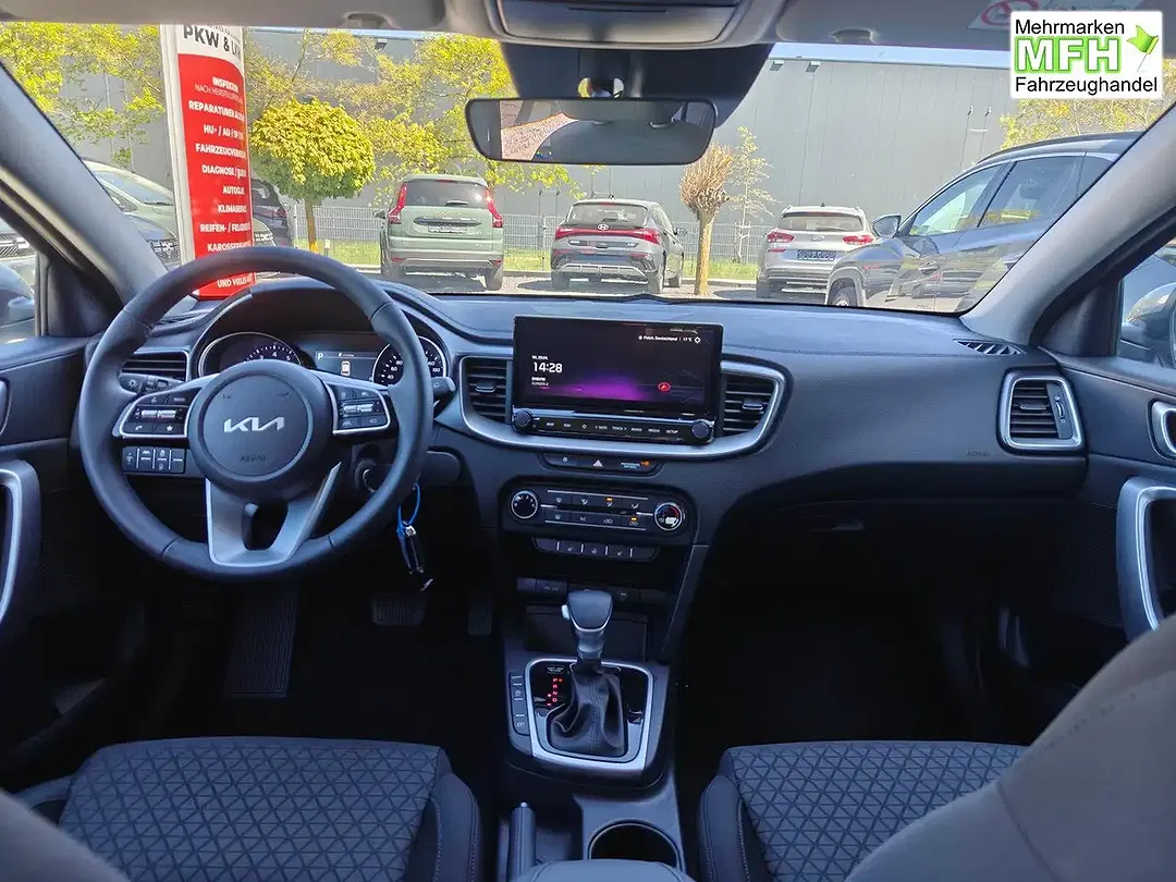 Kia Ceed / cee'd - Thumbnail 8