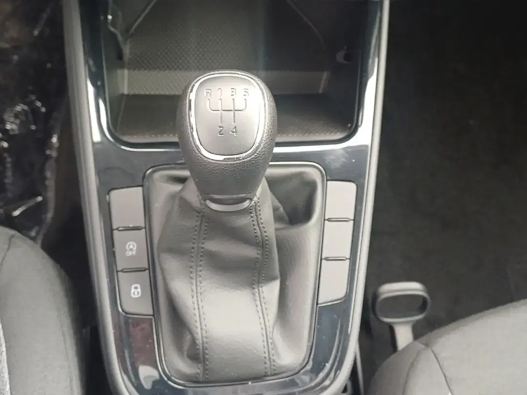 Skoda Fabia - Thumbnail 12