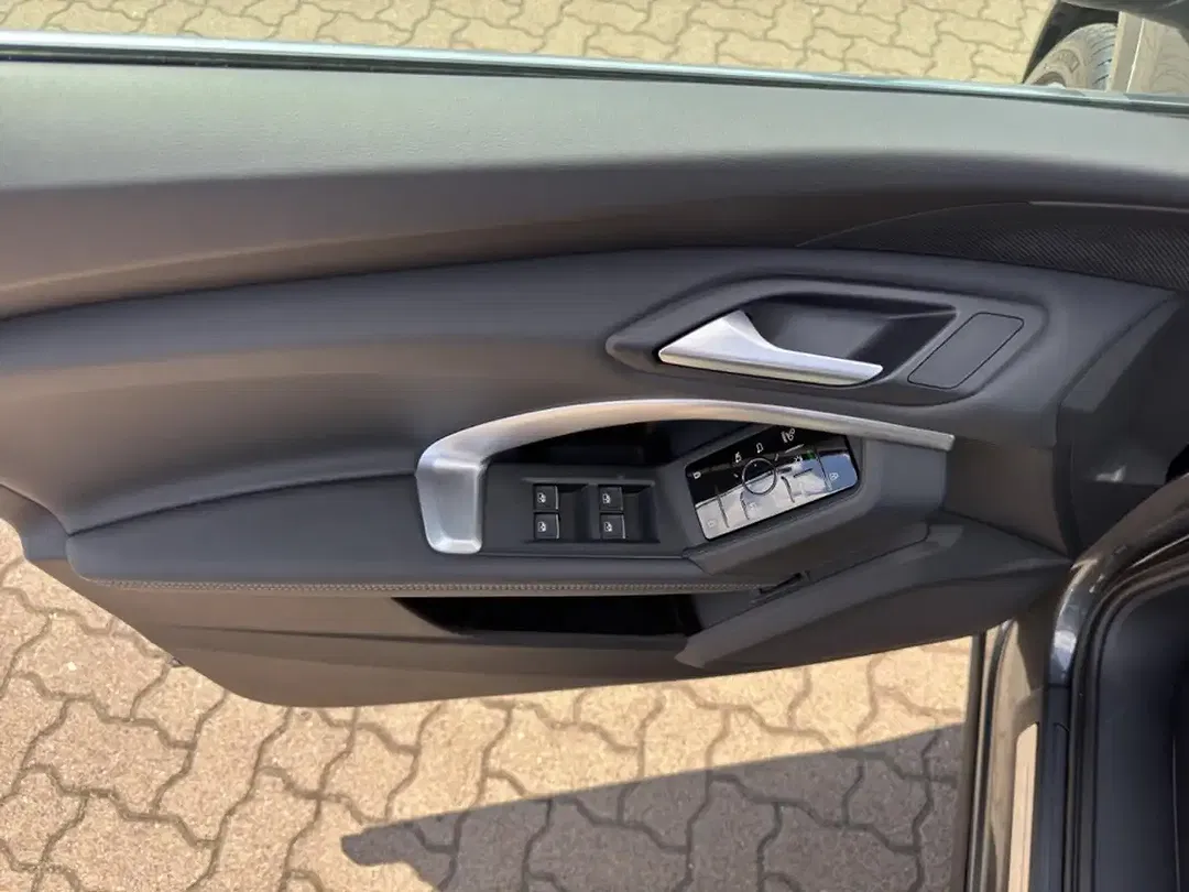 Audi Q5 - Thumbnail 11