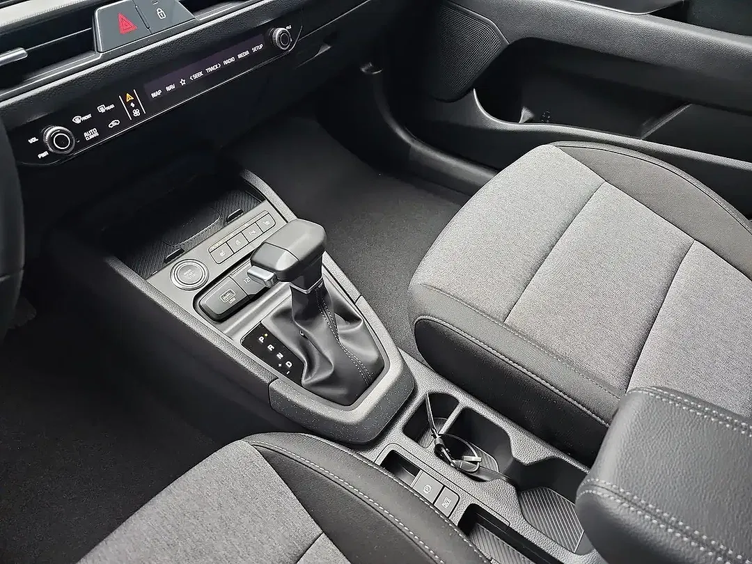Kia Stonic - Thumbnail 12