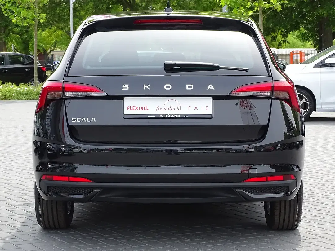 Skoda Scala - Thumbnail 3