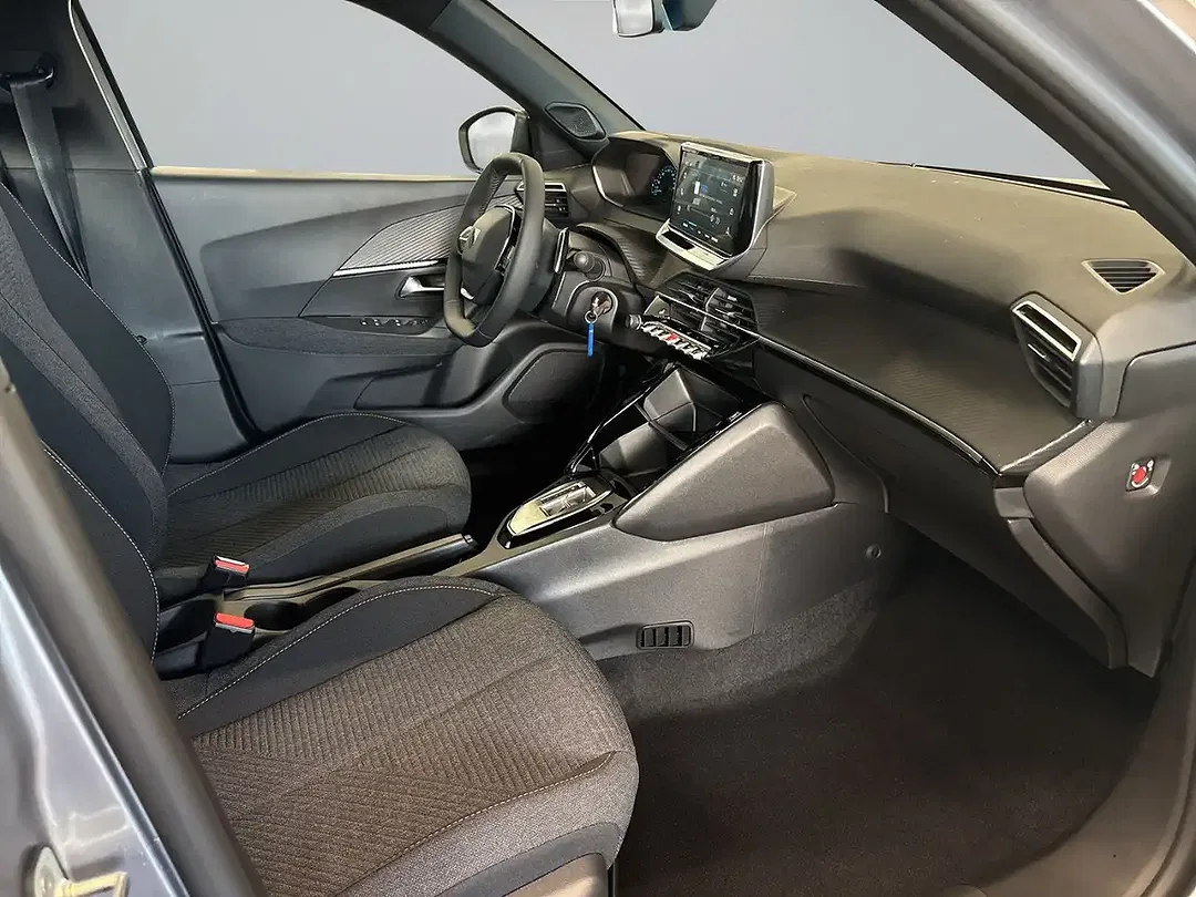 Peugeot 2008 - Thumbnail 9