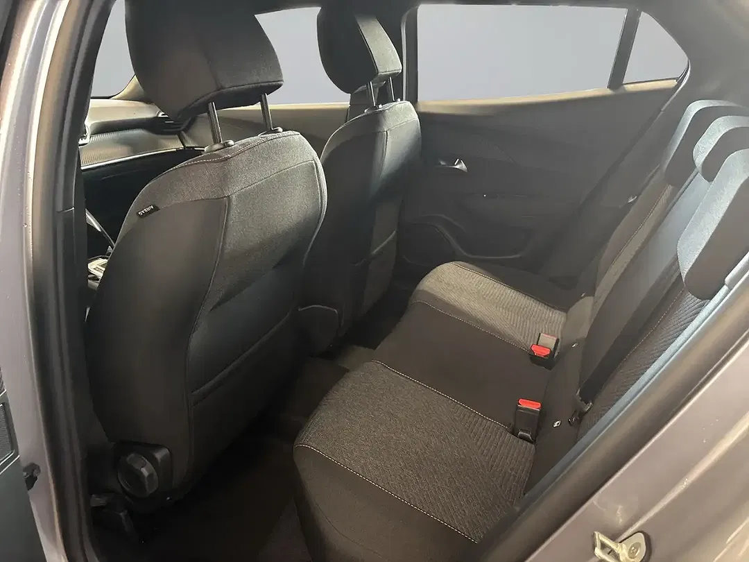 Peugeot 2008 - Thumbnail 11