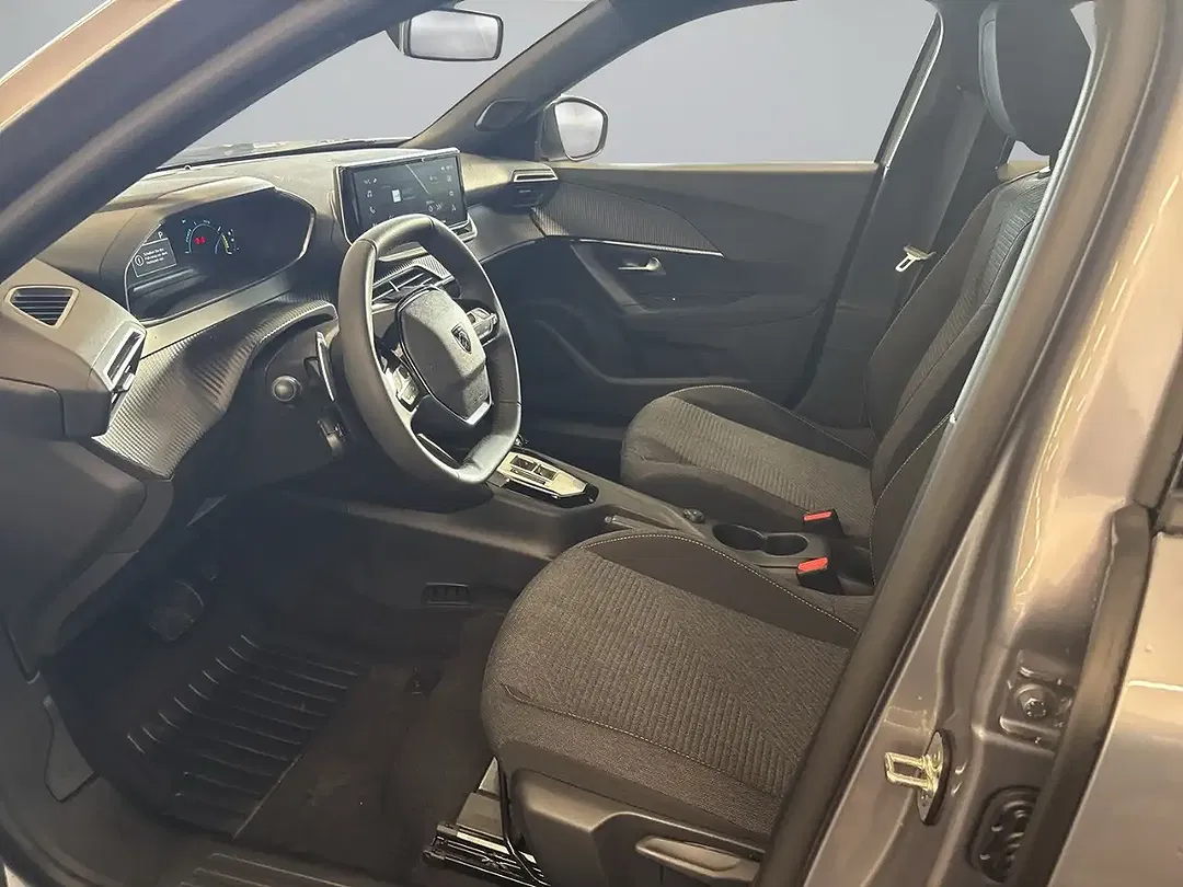 Peugeot 2008 - Thumbnail 8