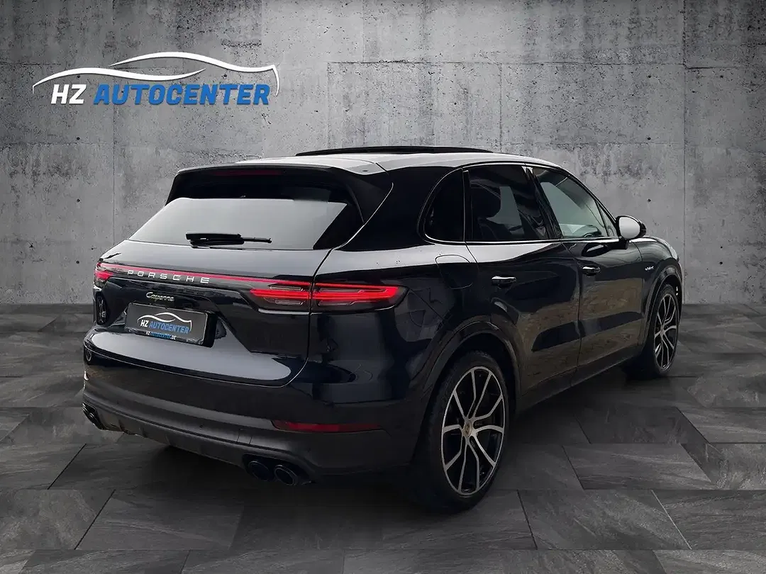 Porsche Cayenne - Thumbnail 11