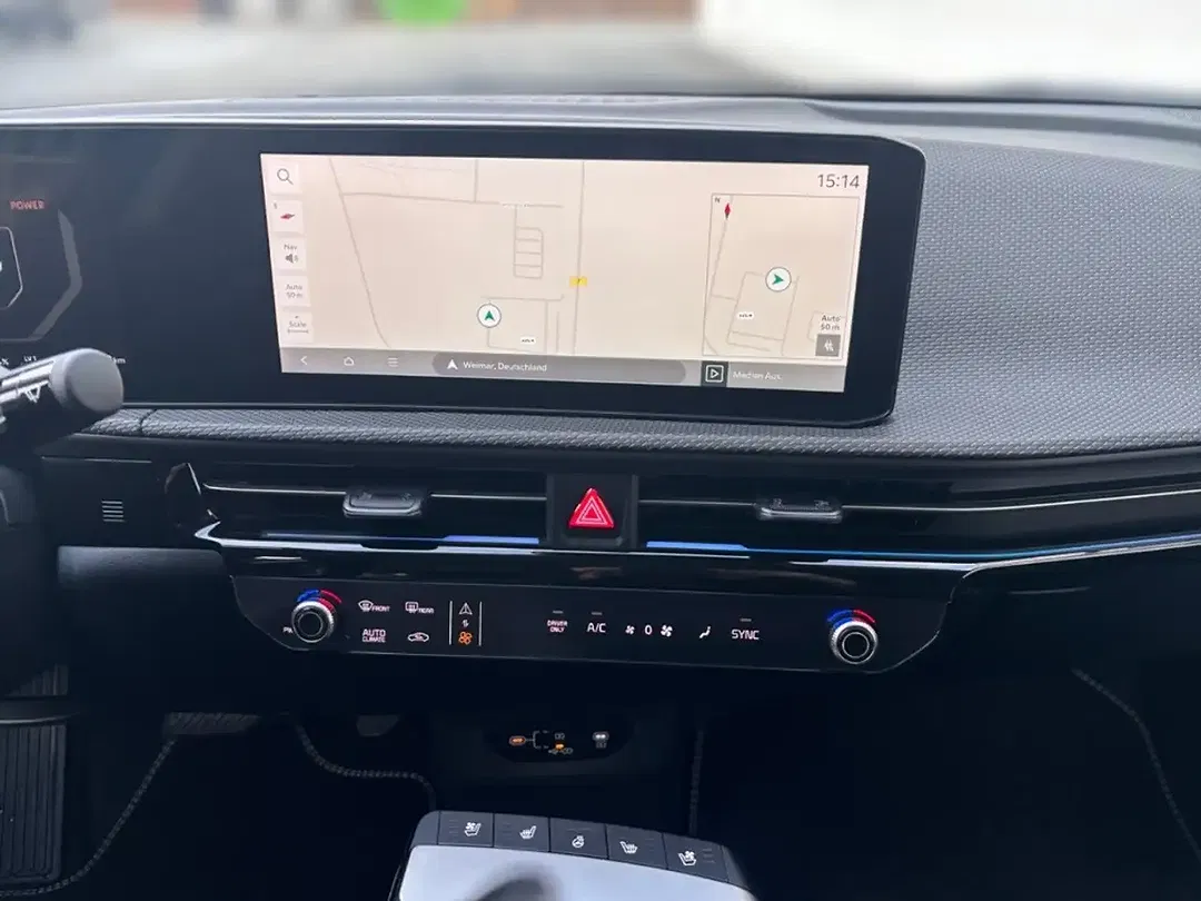 Kia EV6 - Thumbnail 9