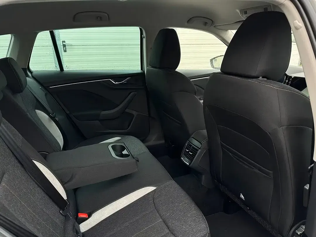 Skoda Scala - Thumbnail 9